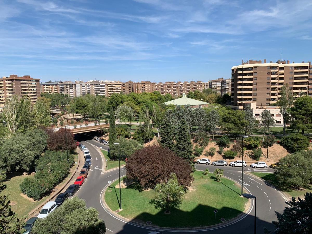 Precioso Piso Recien Reformado En Zaragoza Apartment Luaran gambar